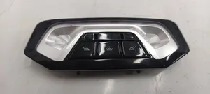 BMW i4 Illuminazione sedili posteriori 791081301