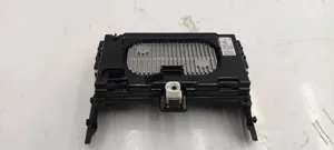 BMW 5 G30 G31 Modulo di ricarica wireless 6801509