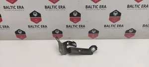 KIA Stinger Fender mounting bracket 