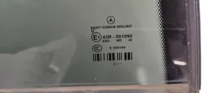 Mercedes-Benz E W212 Vetro del deflettore posteriore 43R001090