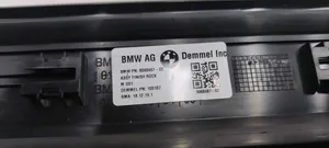 BMW X3 G01 Listwa progowa przednia 8068487