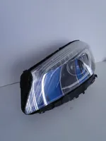 Mercedes-Benz A W176 Lampa przednia A1768201161