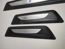 BMW 3 GT F34 Etuoven kynnyksen suojalista 8051037