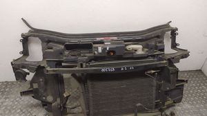 Audi A2 Radiatoru panelis (televizors) 8Z0959501