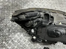 Volvo S60 Lampa przednia 31299992