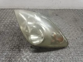 Toyota Corolla Verso E121 Lampa przednia 