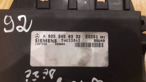 Mercedes-Benz E W210 Module de contrôle de boîte de vitesses ECU A0255450332