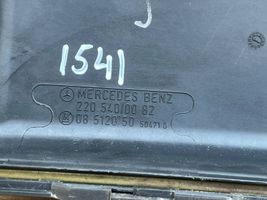 Mercedes-Benz S W220 Pokrywa skrzynki bezpieczników 2205400082