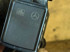 Mercedes-Benz E W211 Takailmanjousituksen korkeusanturi A0105427717