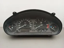 BMW 3 E36 Compteur de vitesse tableau de bord 62118364382