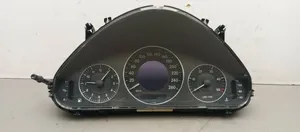 Mercedes-Benz E W211 Tachimetro (quadro strumenti) A2115403447