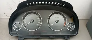 BMW 5 F10 F11 Compteur de vitesse tableau de bord 9249345