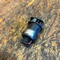 Mercedes-Benz E W124 Sensor de temperatura interna 0008201908