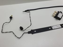 BMW 5 F10 F11 Sterownik / Moduł elektrycznej klapy tylnej / bagażnika 7306797