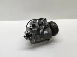 BMW 5 E60 E61 Ilmastointilaitteen kompressorin pumppu (A/C) 9180547