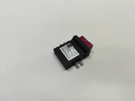 BMW 3 F30 F35 F31 Degalų (kuro) siurblio valdymo blokas 7358144