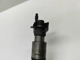 BMW 5 E60 E61 Injecteur de carburant 7796042