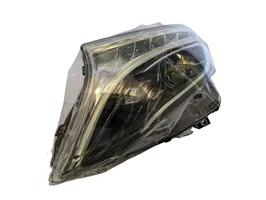 Mercedes-Benz V Class W447 Lampa przednia A4479060101