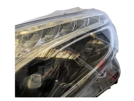 Mercedes-Benz V Class W447 Lampa przednia A4479060101