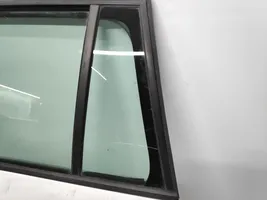 Citroen C4 Grand Picasso Takaoven ikkunalasi 