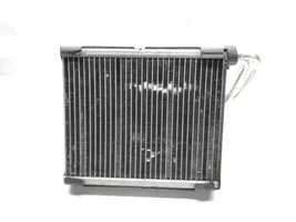 Renault Megane III Pečiuko radiatorius 