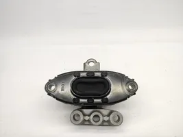 Opel Mokka X Engine mount bracket 