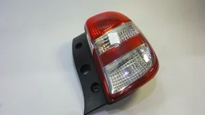 Nissan Micra Lampy tylnej klapy bagażnika 