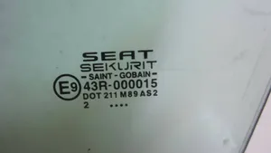 Seat Ibiza III (6L) Front door window glass four-door 