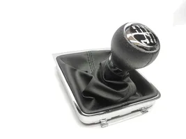 Volkswagen PASSAT B6 Pavarų perjungimo jungtukas/ rankenėlė 