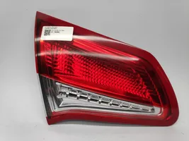 Citroen C4 II Lampy tylnej klapy bagażnika 