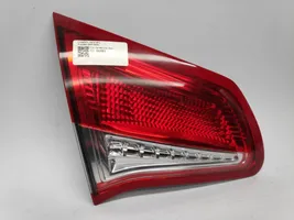 Citroen C4 II Lampy tylnej klapy bagażnika 