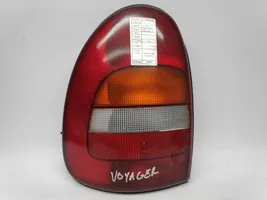 Chrysler Voyager Aizmugurējais lukturis pārsegā 
