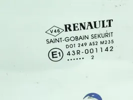 Renault Megane III Etuoven ikkunalasi, neliovinen malli 