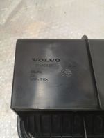 Volvo S60 Válvula de presión del panel lateral trasero 31390867