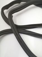 Volkswagen Touareg II Trunk rubber seal (body) 