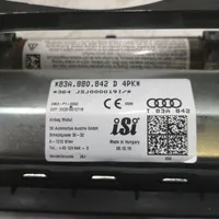 Audi Q3 F3 Polviturvatyyny 83A880842D