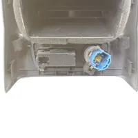 Audi Q3 F3 Aizmugurējā gaisa - ventilācijas reste 83A819203A