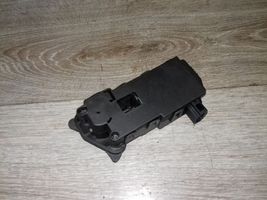 Volvo V50 Fuel tank cap lock motor 