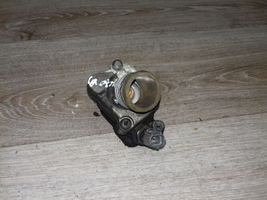 Volvo XC70 Boîtier de thermostat / thermostat 