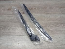 Volvo V70 Rear wiper blade arm 