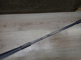 Volvo V70 Front wiper blade arm 