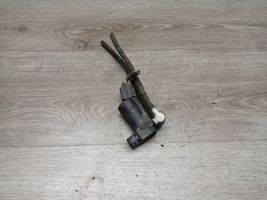 Volvo S60 Pompe de lave-glace de pare-brise 