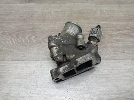 Volvo XC70 Boîtier de thermostat / thermostat 