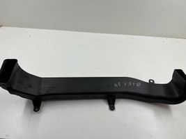 BMW X5 F15 Parte del condotto di aspirazione dell'aria 7306612