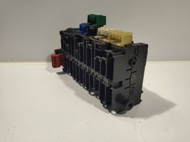 Volkswagen Vento Fuse box set 357937039