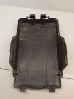 Audi A3 S3 8P Dangtis akumuliatoriaus dėžės 1K0915443C