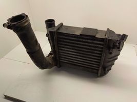 Audi A4 S4 B7 8E 8H Chłodnica powietrza doładowującego / Intercooler 8E0145805R