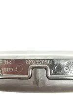 Audi A4 S4 B8 8K Auton tuhkakuppi 8K0857961