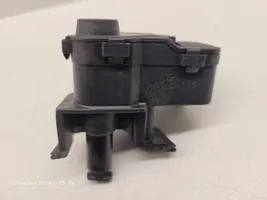 Audi A4 S4 B8 8K Motorino del tappo del serbatoio del carburante 8K0862153F