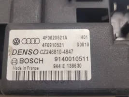 Audi A6 S6 C6 4F Rezystor / Opornik dmuchawy nawiewu 4F0820521A